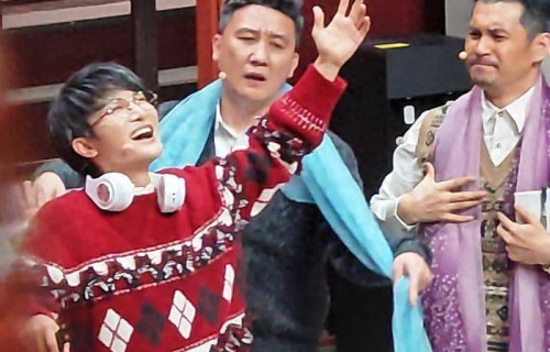 辽视春晚节目单公布，宋小宝和周深演小品，德云社岳云鹏唱单曲