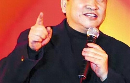 曾是央视名嘴，因揭露姜昆丑闻被封杀，今70岁的她为公益现身