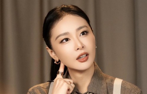 北影节后台，高叶对张颂文这一抱，彻底印证了孙红雷对她的评价