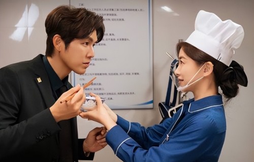 仅播5集，热度破22000，熬夜追完后我想说：能和《漫长的季节》媲美了