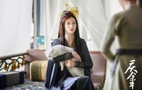 李小冉:进《庆余年》剧组第一场戏,就对上陈道明老师,超级紧张