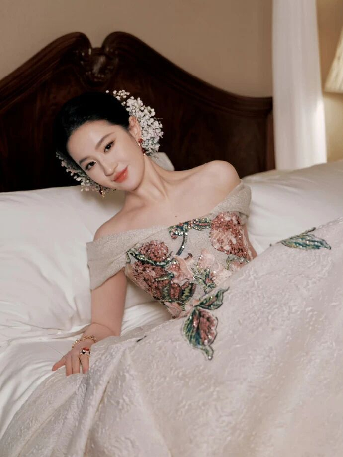 来源：都市现场、南京晨报